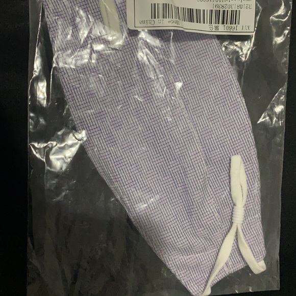 Face mask with filters - Picture 3 of 3